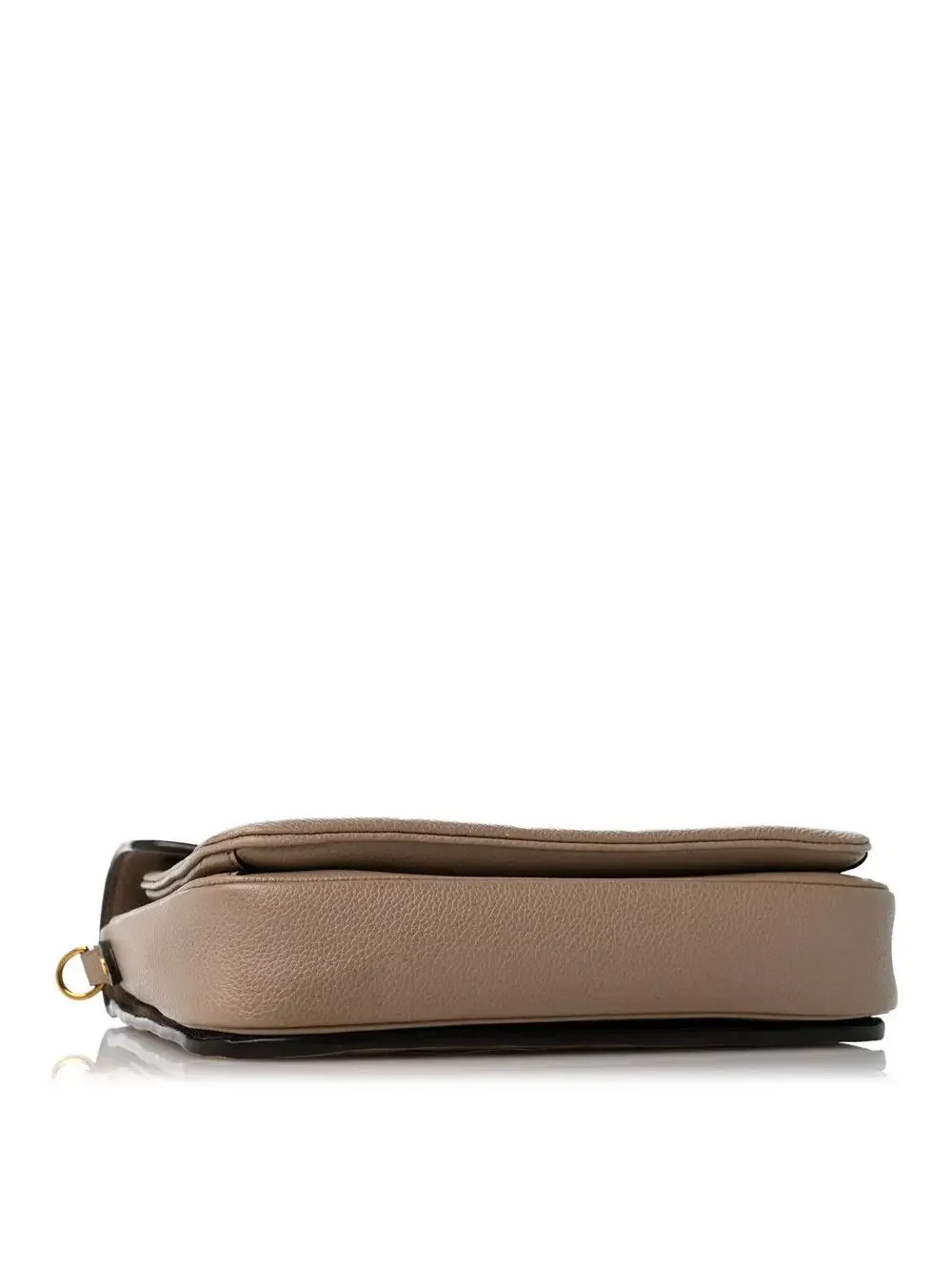 Louis Vuitton indulge elegance